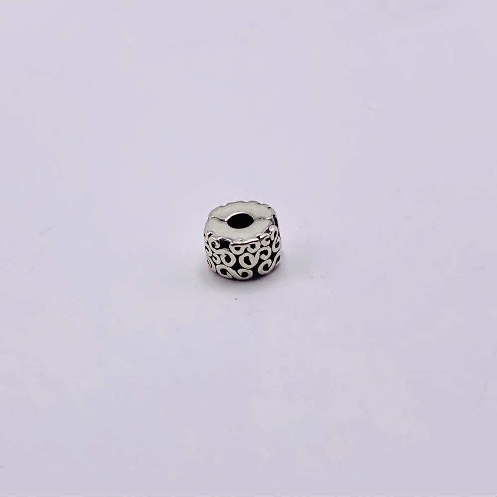 🚨 SALE 🚨 EUC Pandora 790338 Sterling Silver S Clip - RETIRED - Picture 2 of 8